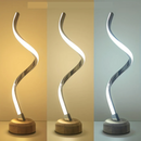 Luminária de Mesa Moderna LED para Quarto | La Cassa ©